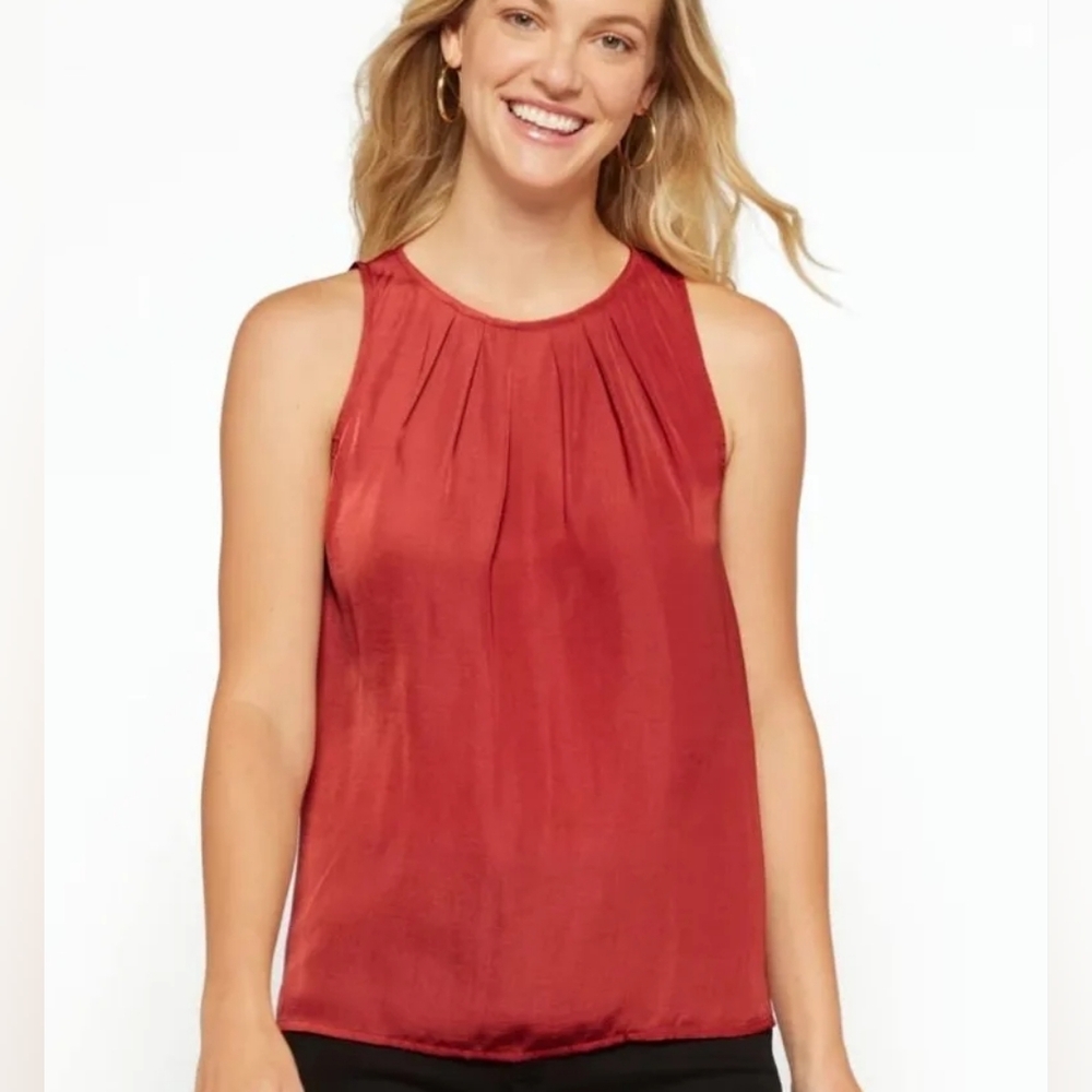 Monday Fun Pleated Sleeveless Blouse